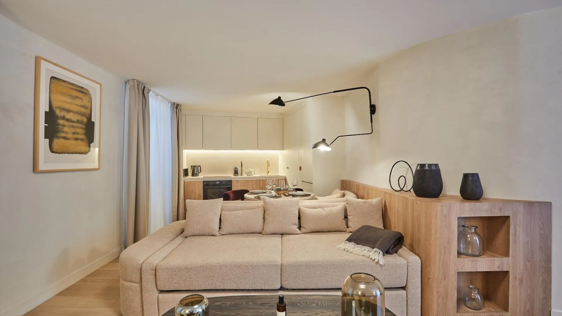 Apartment Louvre Palais Royal By Prestige