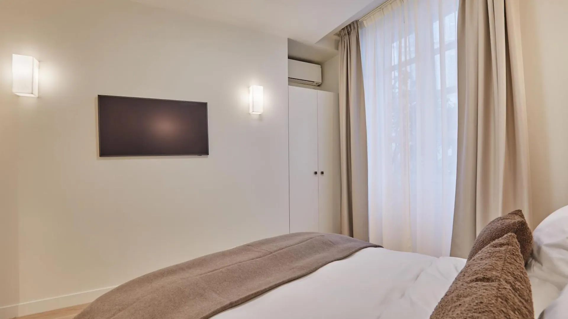 Apartment Louvre Palais Royal By Prestige Paris